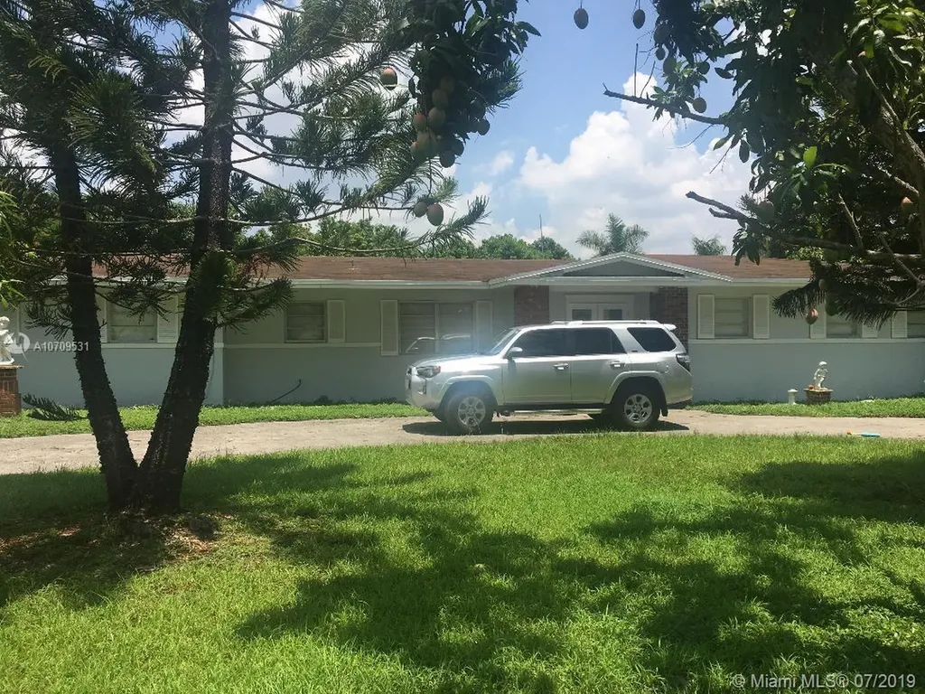 13255 SW 208th Street Miami FL 33177