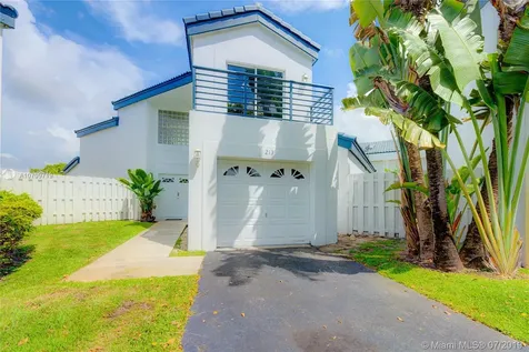 213 NE 212th Terrace Miami FL 33179