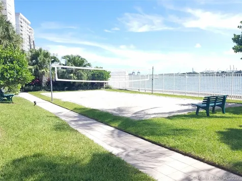 1330 West Avenue Miami Beach FL 33139