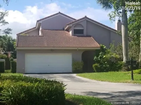 17358 NW 66th Court Hialeah FL 33015
