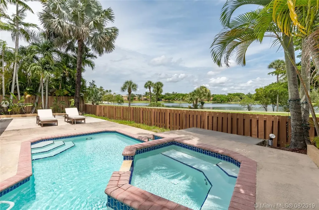 15995 SW 109th Street Miami FL 33196