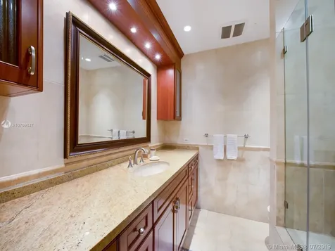 8615 SW 47th Terrace Miami FL 33155