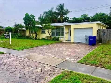 316 SW 14th Court Pompano Beach FL 33060