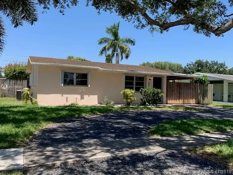 5011 SW 94th Terrace Cooper City FL 33328