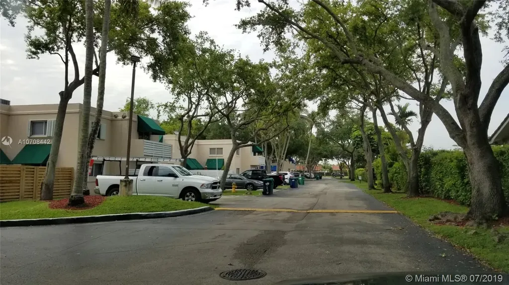 14390 SW 98th Terrace Miami FL 33186