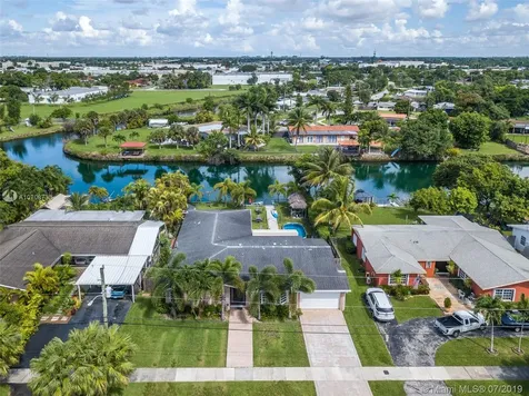 19210 Bel Aire Drive Cutler Bay FL 33157