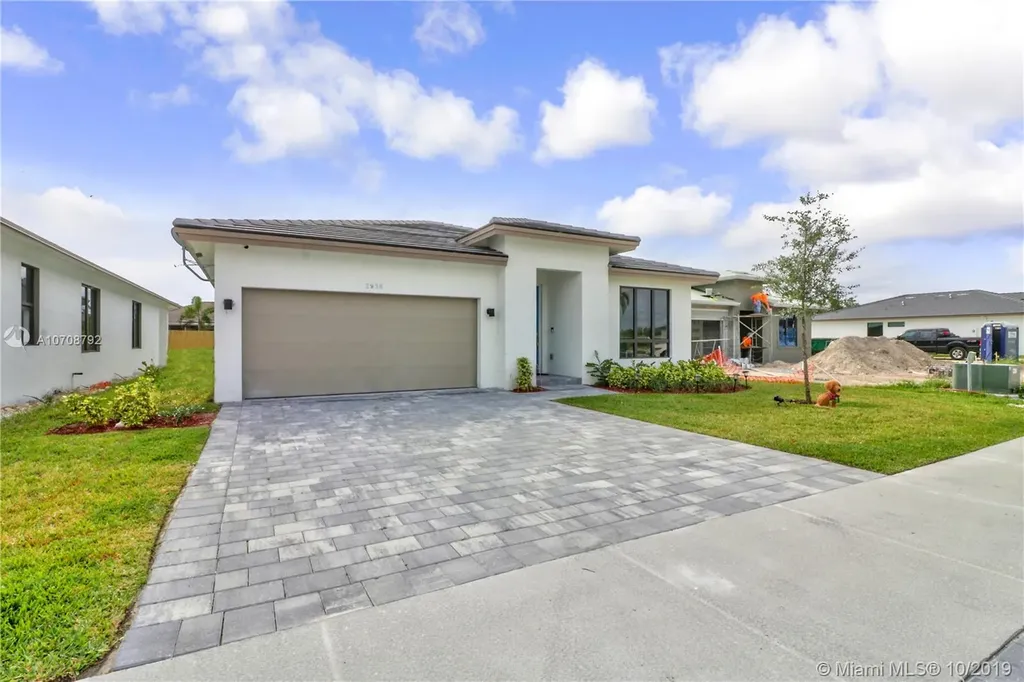 2938 SE 3rd Street Homestead FL 33033