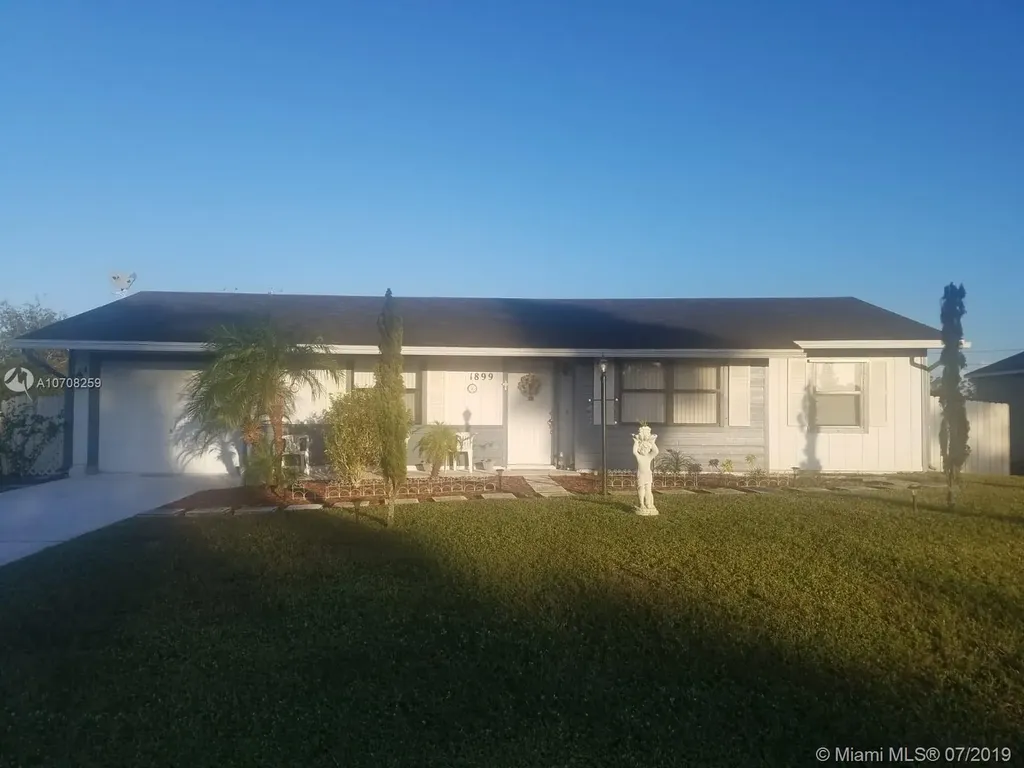 1899 SE Sandia Drive Port St. Lucie FL 34983