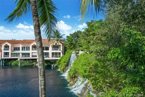 8800 SW 67th Court Pinecrest FL 33156