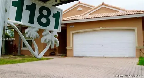 1181 NW 127th Court Miami FL 33182