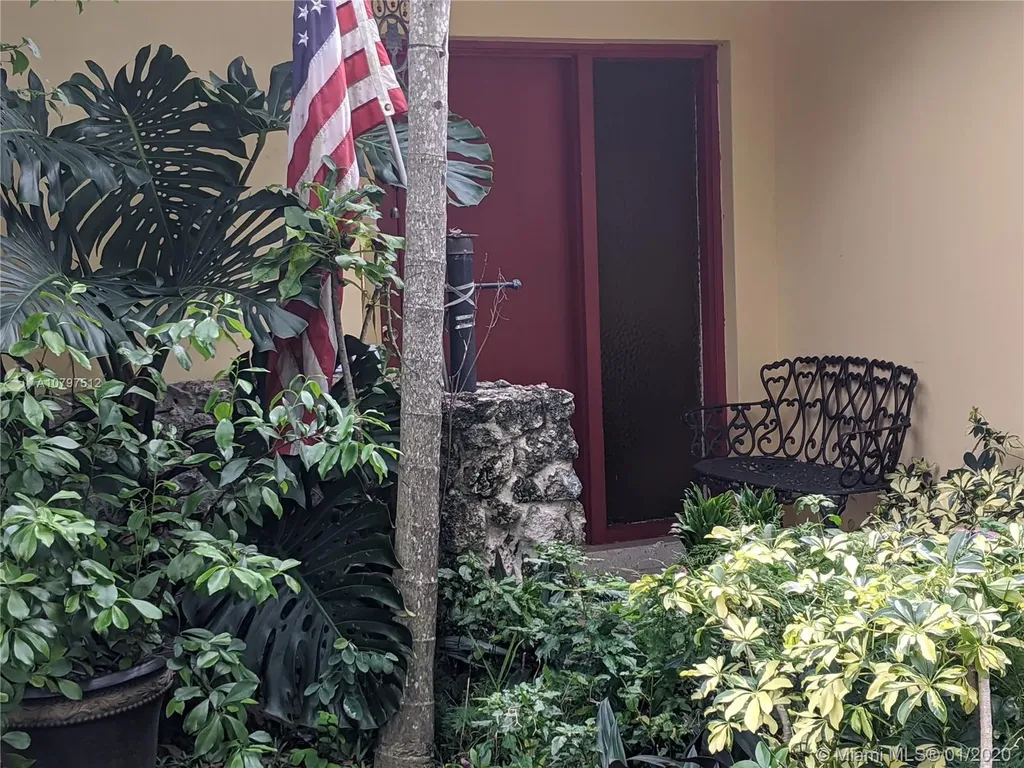 618 Minorca Avenue Coral Gables FL 33134