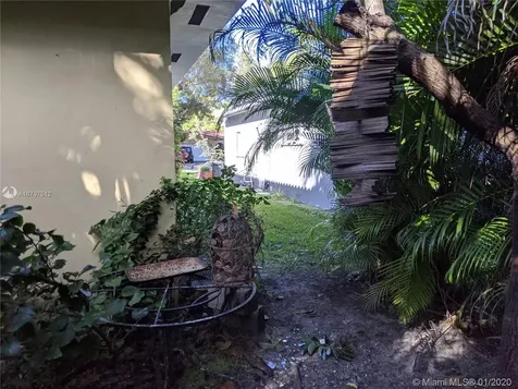618 Minorca Avenue Coral Gables FL 33134