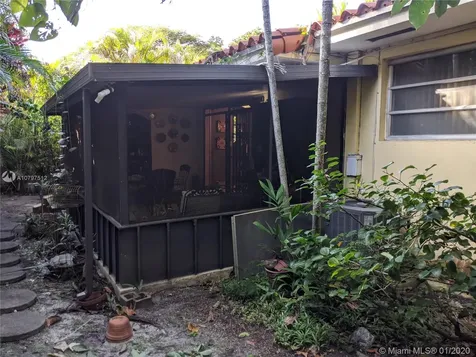 618 Minorca Avenue Coral Gables FL 33134