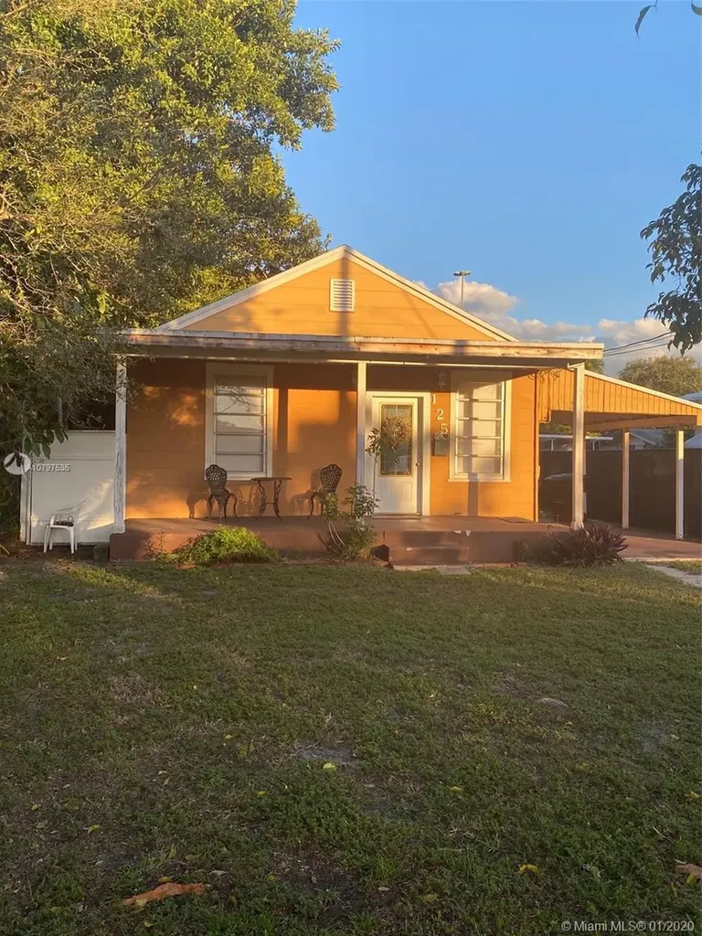 125 Cherokee Street Miami Springs FL 33166