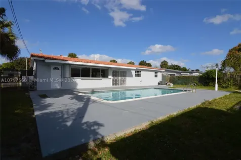 2330 NW 196th Street Miami Gardens FL 33056