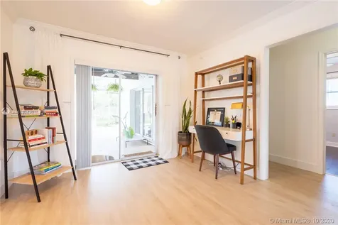 5515 Mckinley Street Hollywood FL 33021