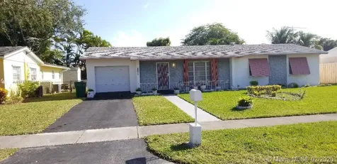 18013 SW 89th Place Palmetto Bay FL 33157