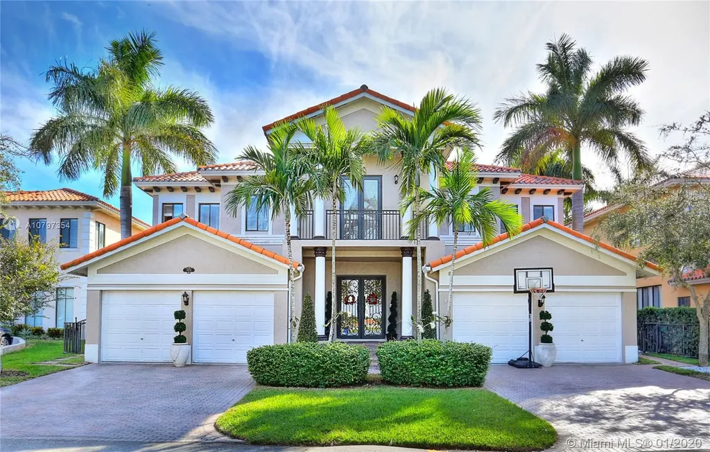 7876 SW 194th Street Cutler Bay FL 33157