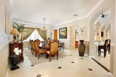 7876 SW 194th Street Cutler Bay FL 33157