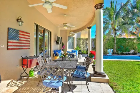 7876 SW 194th Street Cutler Bay FL 33157