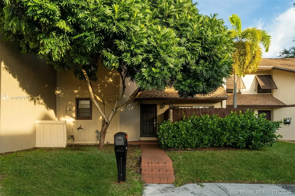 9220 SW 136th Street Circle Miami FL 33176