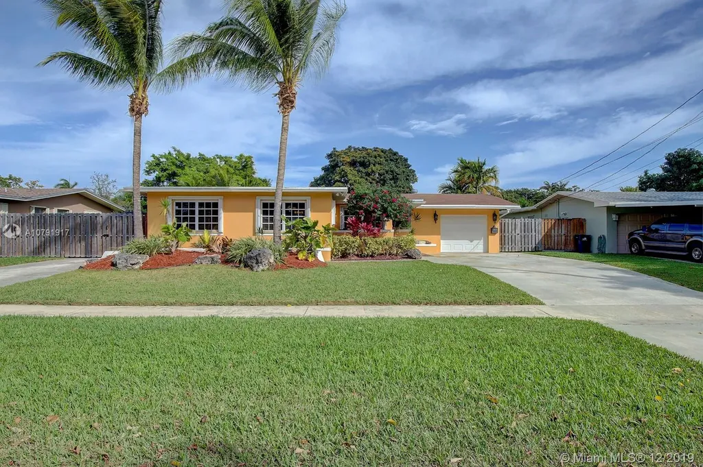 9961 Belville Road Cutler Bay FL 33157