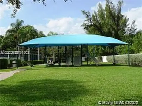 1115 Queen Palm Court Hollywood FL 33019
