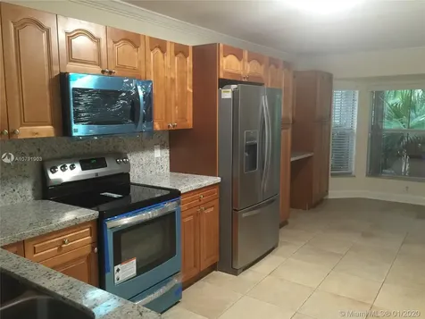 1115 Queen Palm Court Hollywood FL 33019