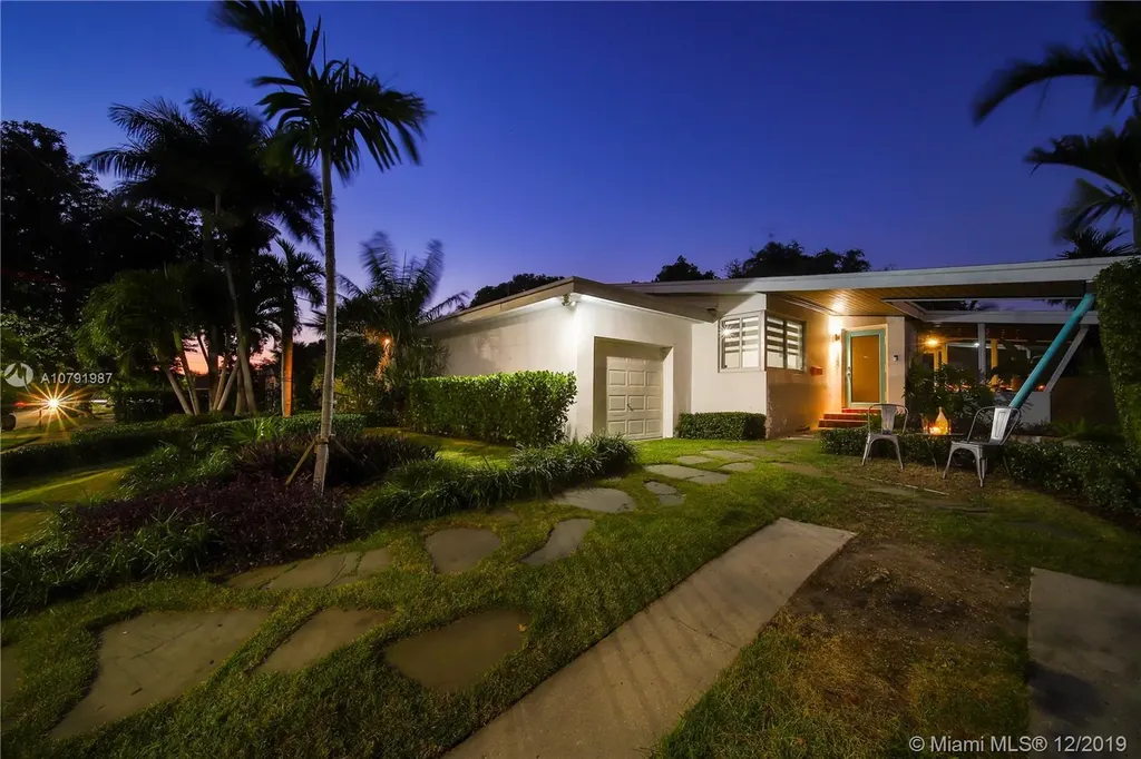1221 SW 14th Street Miami FL 33145
