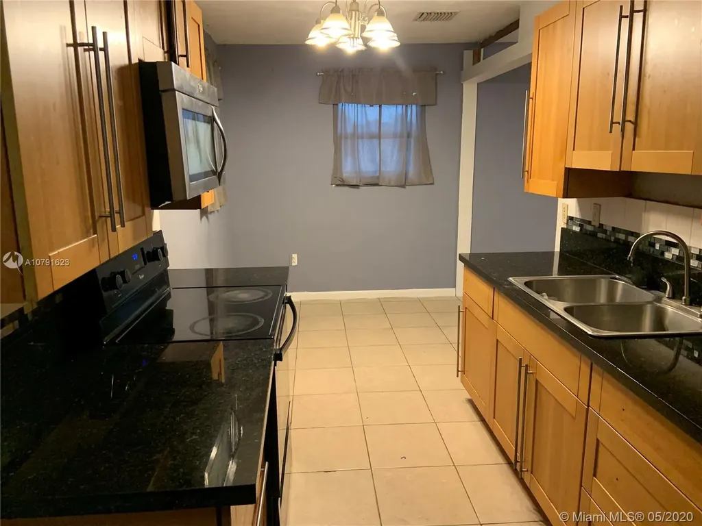 1310 N 68th Avenue Hollywood FL 33024