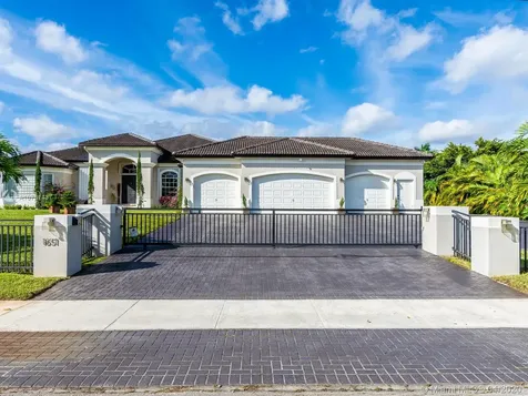1651 SW 139th Avenue Davie FL 33325