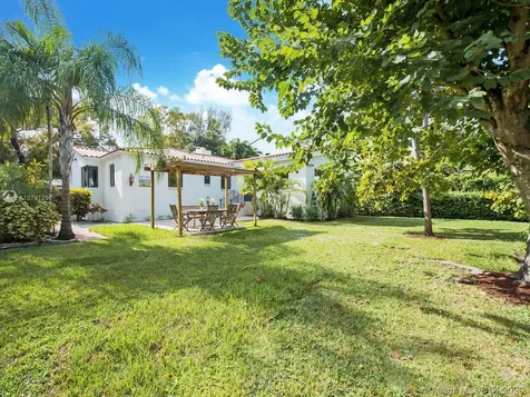 531 Sevilla Avenue Coral Gables FL 33134