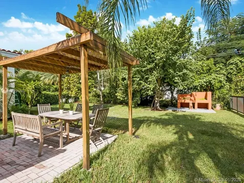 531 Sevilla Avenue Coral Gables FL 33134