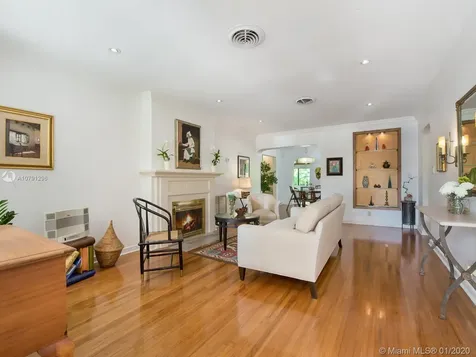 531 Sevilla Avenue Coral Gables FL 33134