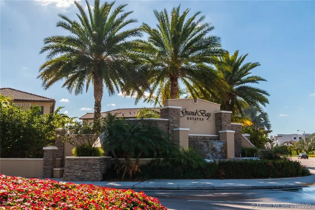 9954 NW 87th Terrace Doral FL 33178