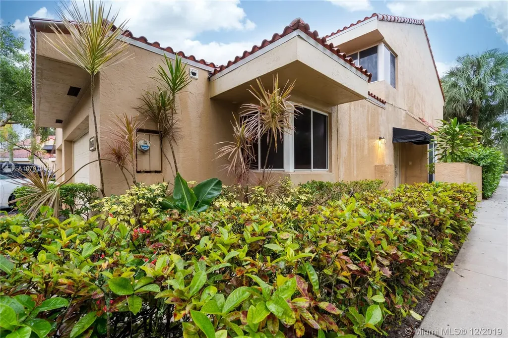 7964 NW 7th Court Plantation FL 33324