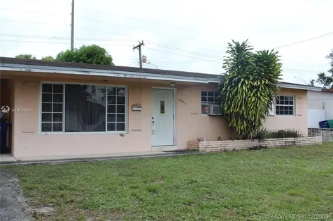 4955 NW 182nd Street Miami Gardens FL 33055
