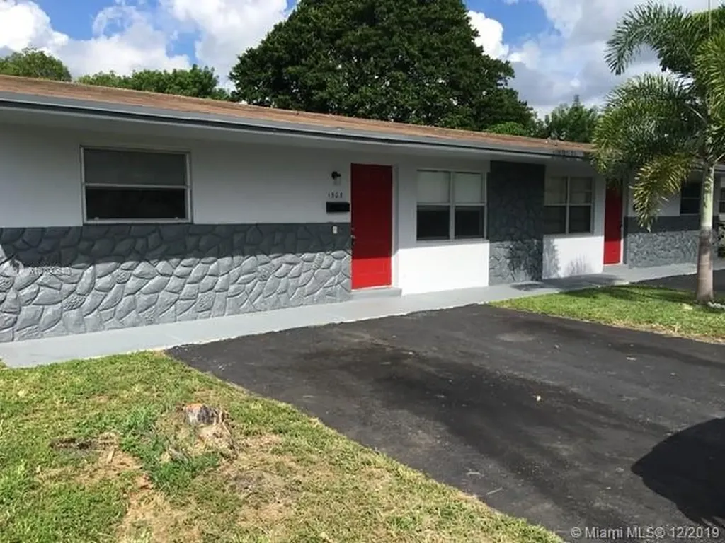 1505 NW 54th Terrace Lauderhill FL 33313