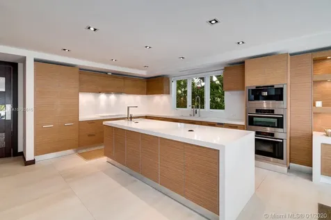185 Los Pinos Court Coral Gables FL 33143
