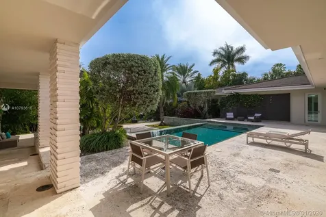 185 Los Pinos Court Coral Gables FL 33143