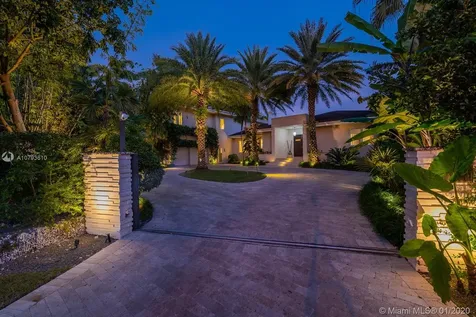 185 Los Pinos Court Coral Gables FL 33143
