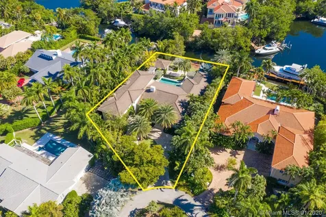 185 Los Pinos Court Coral Gables FL 33143