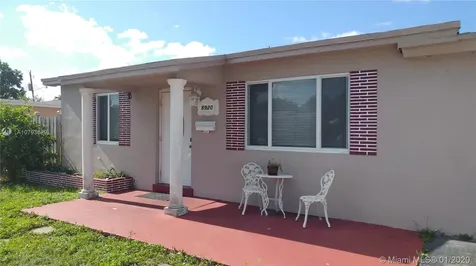 6920 SW 10th Street Pembroke Pines FL 33023