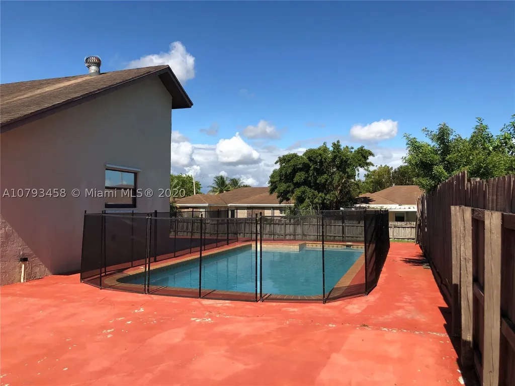 13569 SW 285th Terrace Homestead FL 33033
