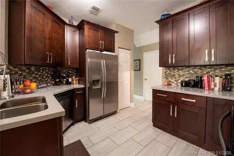 129 NW 106th Avenue Plantation FL 33324