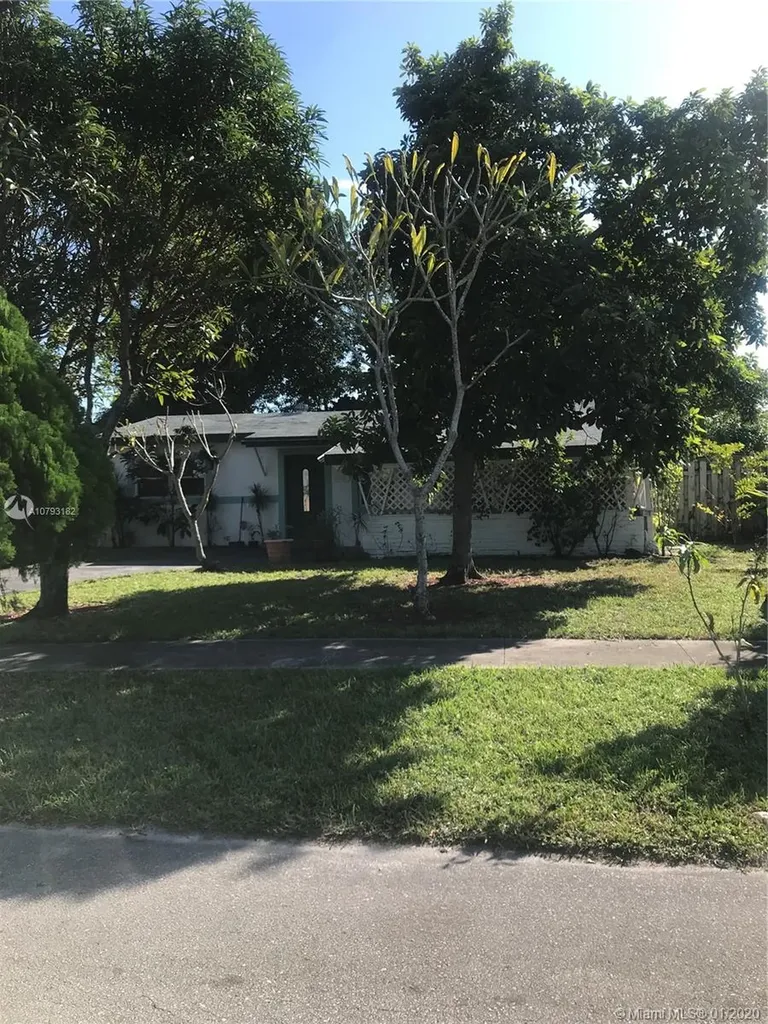 6910 SW 27th Street Miramar FL 33023