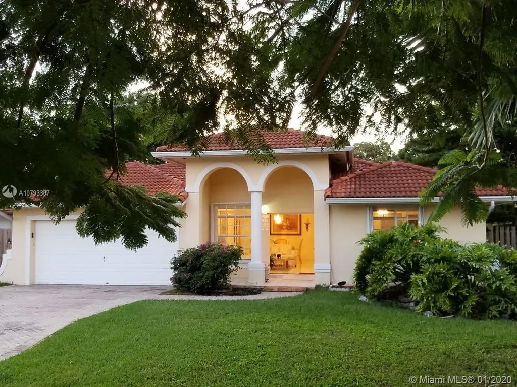 10158 SW 159th Place Miami FL 33196