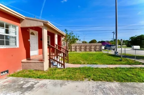 323 W 16th Street Hialeah FL 33010