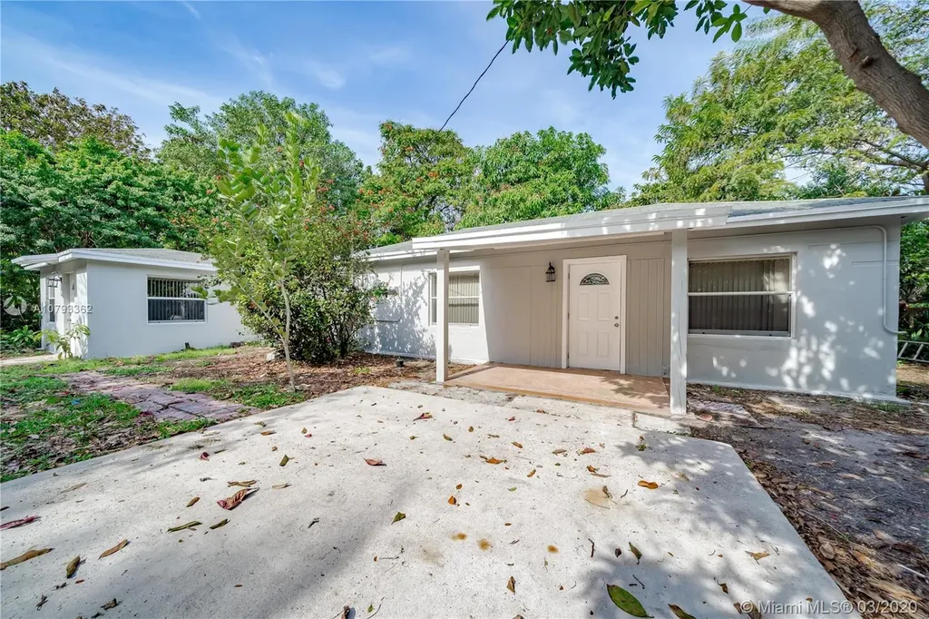 365 NE 174th Street North Miami Beach FL 33162