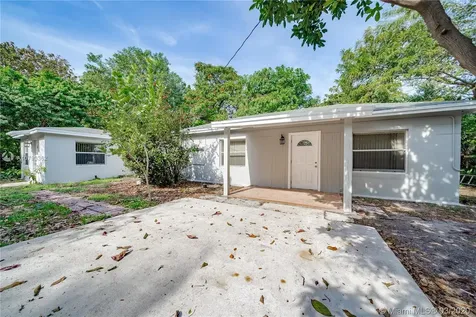 365 NE 174th Street North Miami Beach FL 33162